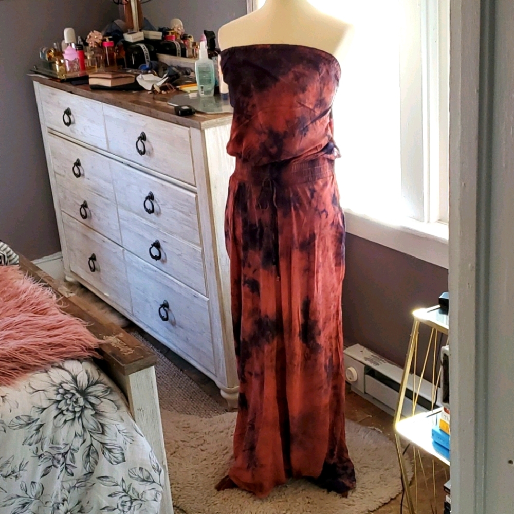 🎁Elan dress🎁 - Picture 1 of 4